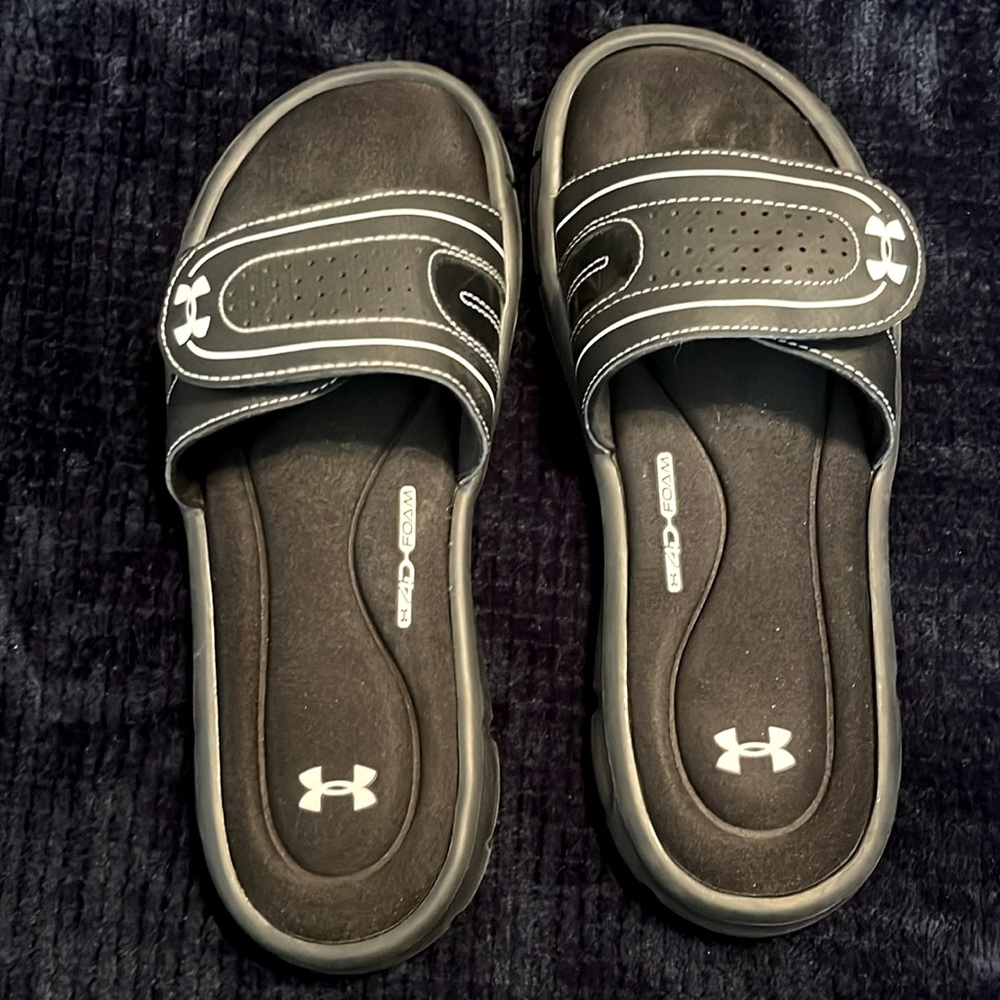 Under Armor Black slides